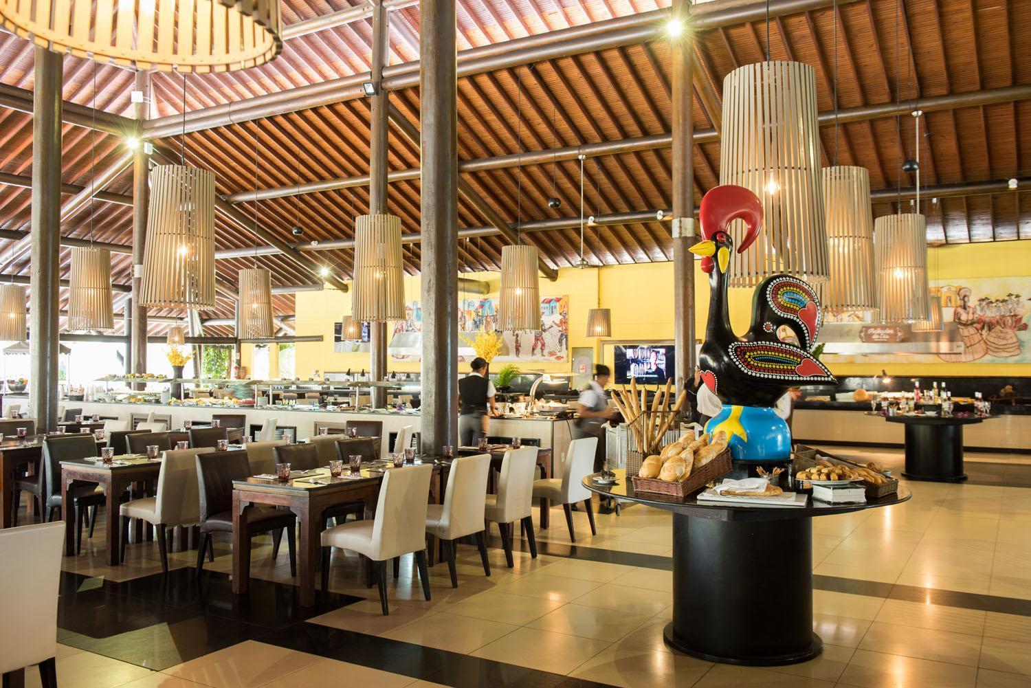Vila Gale Resort Mares Guarajuba Exterior foto The interior of the restaurant